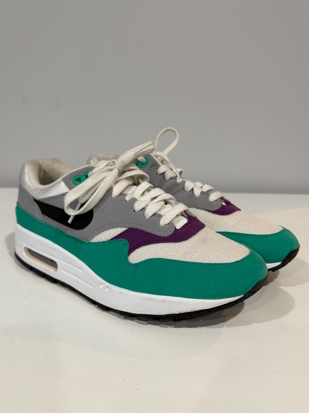 Nike Air Max 1 size 9 Green, Purple & Gray Athletic Sneakers